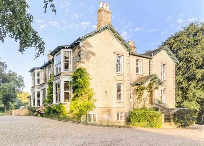 North Ormsby Manor
