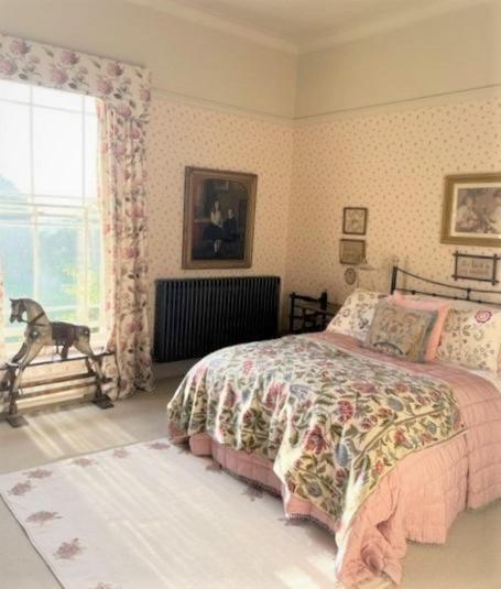 North Ormsby Manor Country house